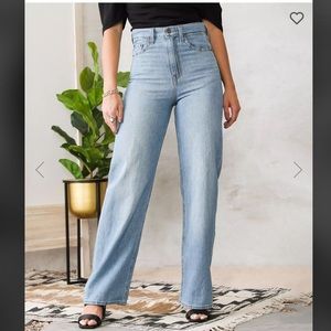 Loose Straight Levi Jeans